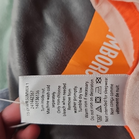 E Pink Shirt size 4 months of age - Picture 6 of 8